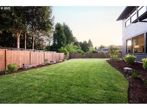 8590 SW Laurel Leaf Lane Portland OR 97225