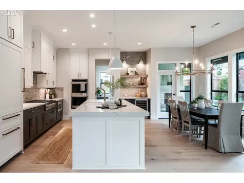8590 SW Laurel Leaf Lane Portland OR 97225
