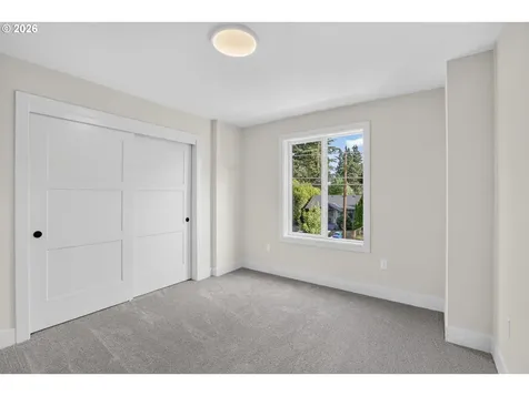 5551 SE Steele Street Portland OR 97206