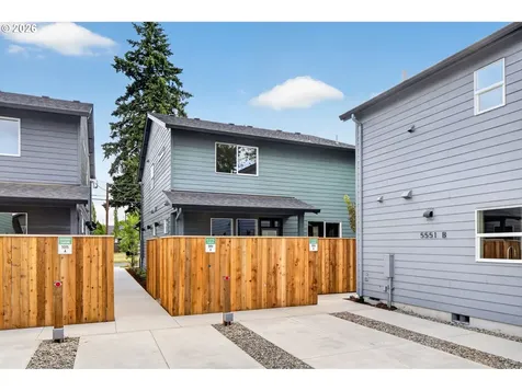 5551 SE Steele Street Portland OR 97206