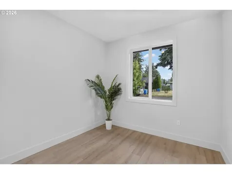 5551 SE Steele Street Portland OR 97206