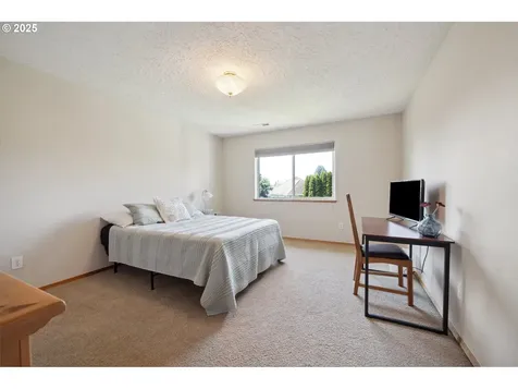3708 SE 175th Avenue Vancouver WA 98683