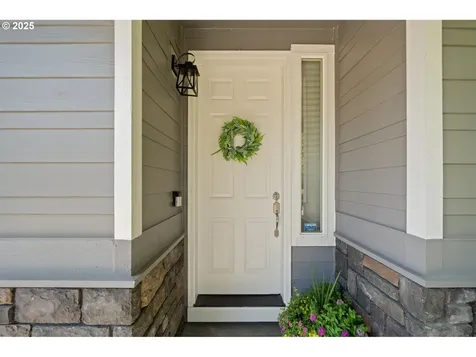 3708 SE 175th Avenue Vancouver WA 98683