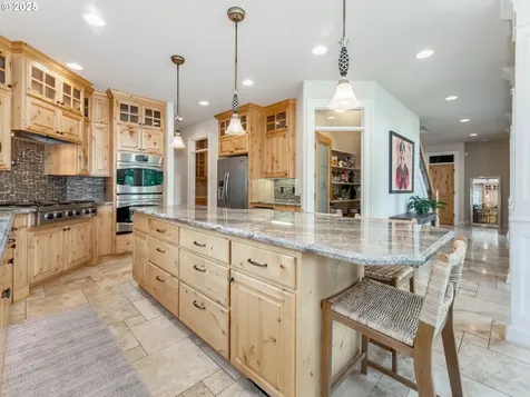 23955 Butteville Road NE Aurora OR 97002