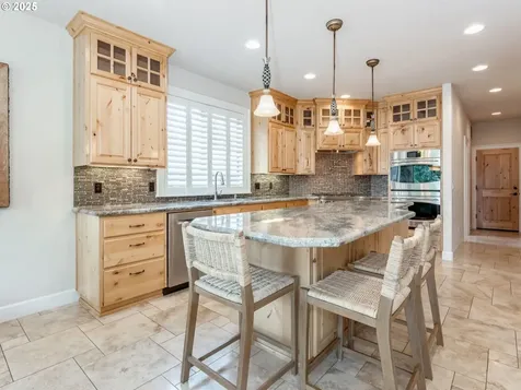 23955 Butteville Road NE Aurora OR 97002