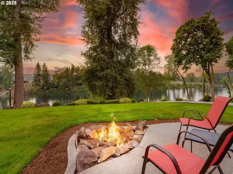 23955 Butteville Road NE Aurora OR 97002