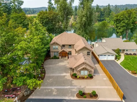 23955 Butteville Road NE Aurora OR 97002