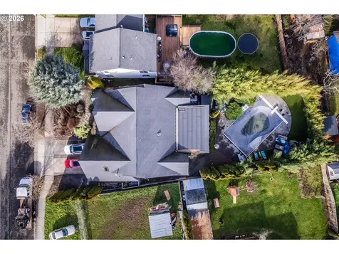 1749 22nd Street Hood River OR 97031