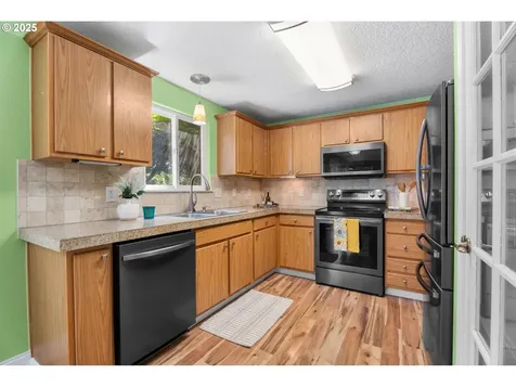 1601 NW 2nd Avenue Battle Ground WA 98604