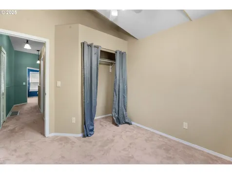 1601 NW 2nd Avenue Battle Ground WA 98604