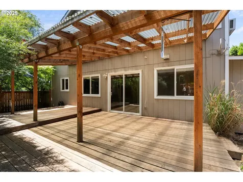 1601 NW 2nd Avenue Battle Ground WA 98604