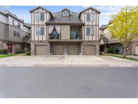 7906 NE Miriam Way Hillsboro OR 97006