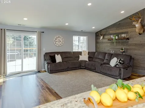 1290 Fairway Drive Washougal WA 98671