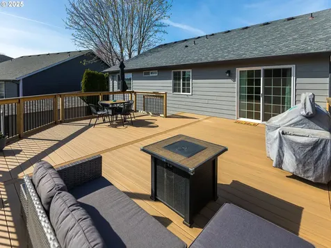 1290 Fairway Drive Washougal WA 98671