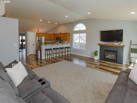 1290 Fairway Drive Washougal WA 98671