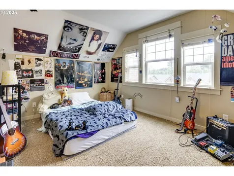 946 SE Marion Street Portland OR 97202
