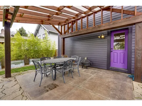 946 SE Marion Street Portland OR 97202