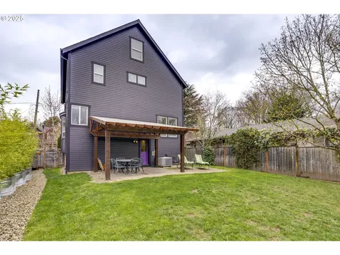 946 SE Marion Street Portland OR 97202