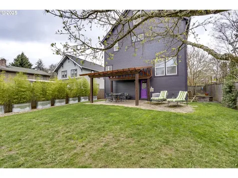 946 SE Marion Street Portland OR 97202