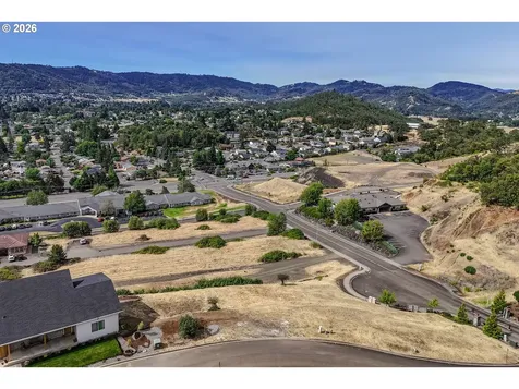 1981 Warewood Terrace Court Roseburg OR 97471