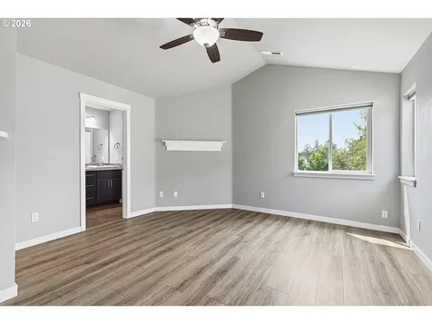 1508 E 1st Newberg OR 97132