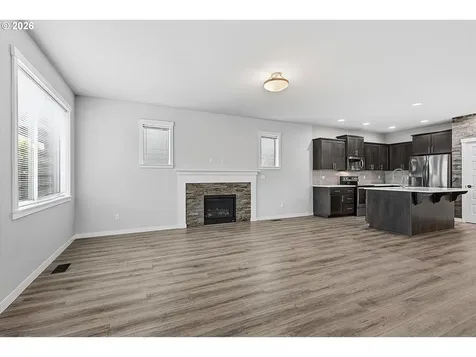 1508 E 1st Newberg OR 97132