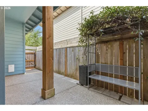 1508 E 1st Newberg OR 97132