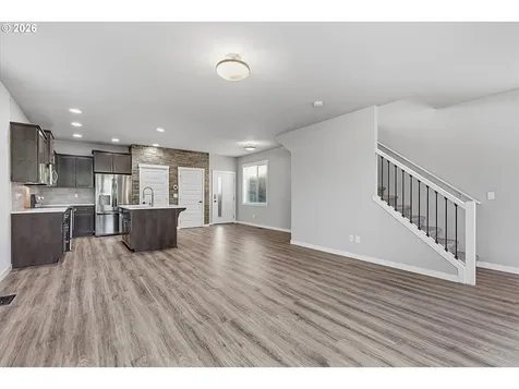 1508 E 1st Newberg OR 97132