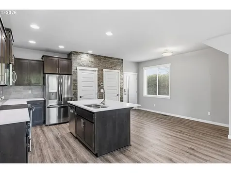 1508 E 1st Newberg OR 97132
