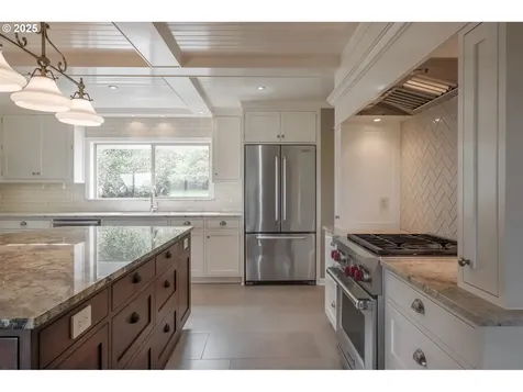 3535 NW Wishram Drive Albany OR 97321