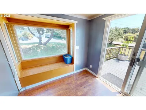 94036 Doyle Point Road Gold Beach OR 97444