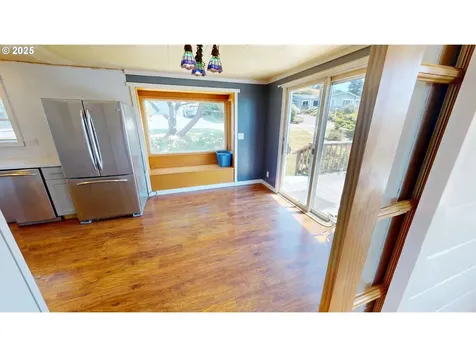 94036 Doyle Point Road Gold Beach OR 97444