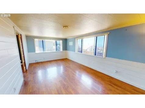 94036 Doyle Point Road Gold Beach OR 97444