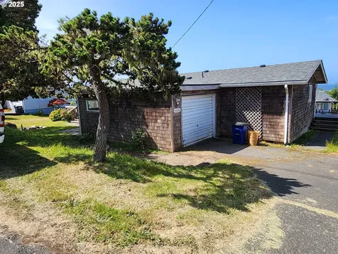 94036 Doyle Point Road Gold Beach OR 97444
