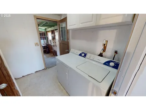 94036 Doyle Point Road Gold Beach OR 97444