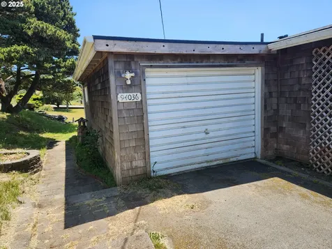 94036 Doyle Point Road Gold Beach OR 97444