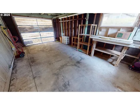 94036 Doyle Point Road Gold Beach OR 97444