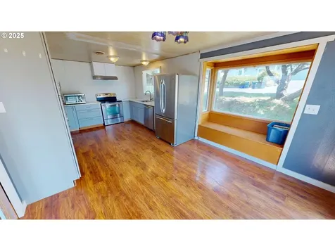 94036 Doyle Point Road Gold Beach OR 97444