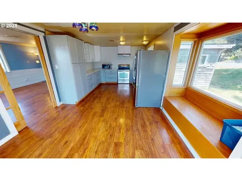 94036 Doyle Point Road Gold Beach OR 97444