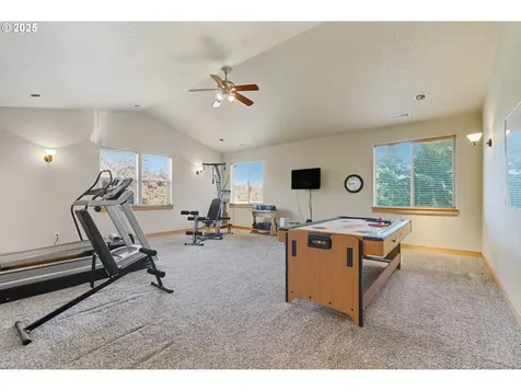 9573 S Gribble Road Canby OR 97013