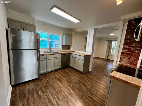 5531 S Kelly Avenue Portland OR 97239