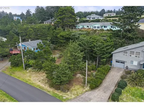 2605 NW Parker Avenue Waldport OR 97394