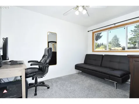 617 NE 192nd Avenue Portland OR 97230