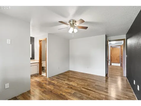 2445 Loma Vista Drive Roseburg OR 97471
