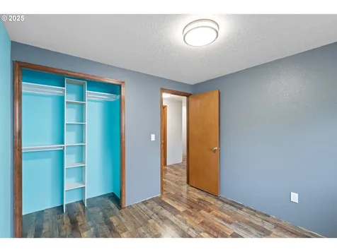 2445 Loma Vista Drive Roseburg OR 97471