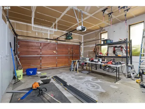 2445 Loma Vista Drive Roseburg OR 97471