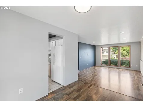 2445 Loma Vista Drive Roseburg OR 97471