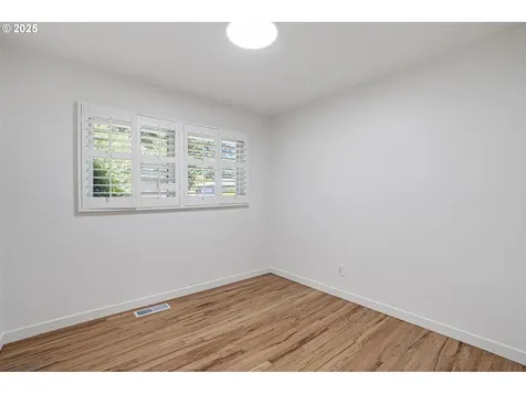 116 SE 153rd Avenue Portland OR 97233