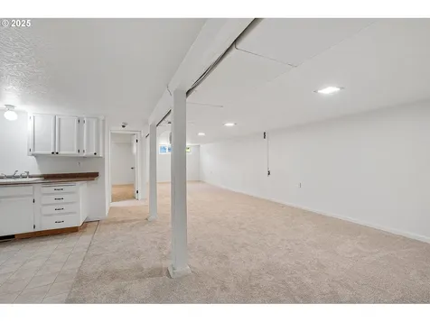 116 SE 153rd Avenue Portland OR 97233