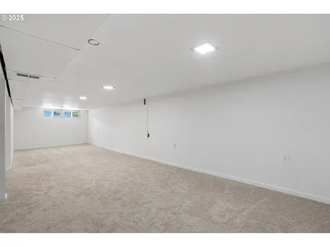 116 SE 153rd Avenue Portland OR 97233